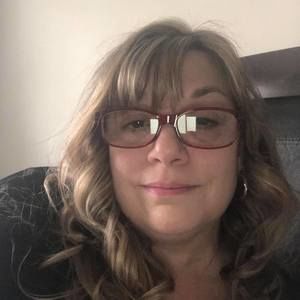 Meet your Posher, Cynthia